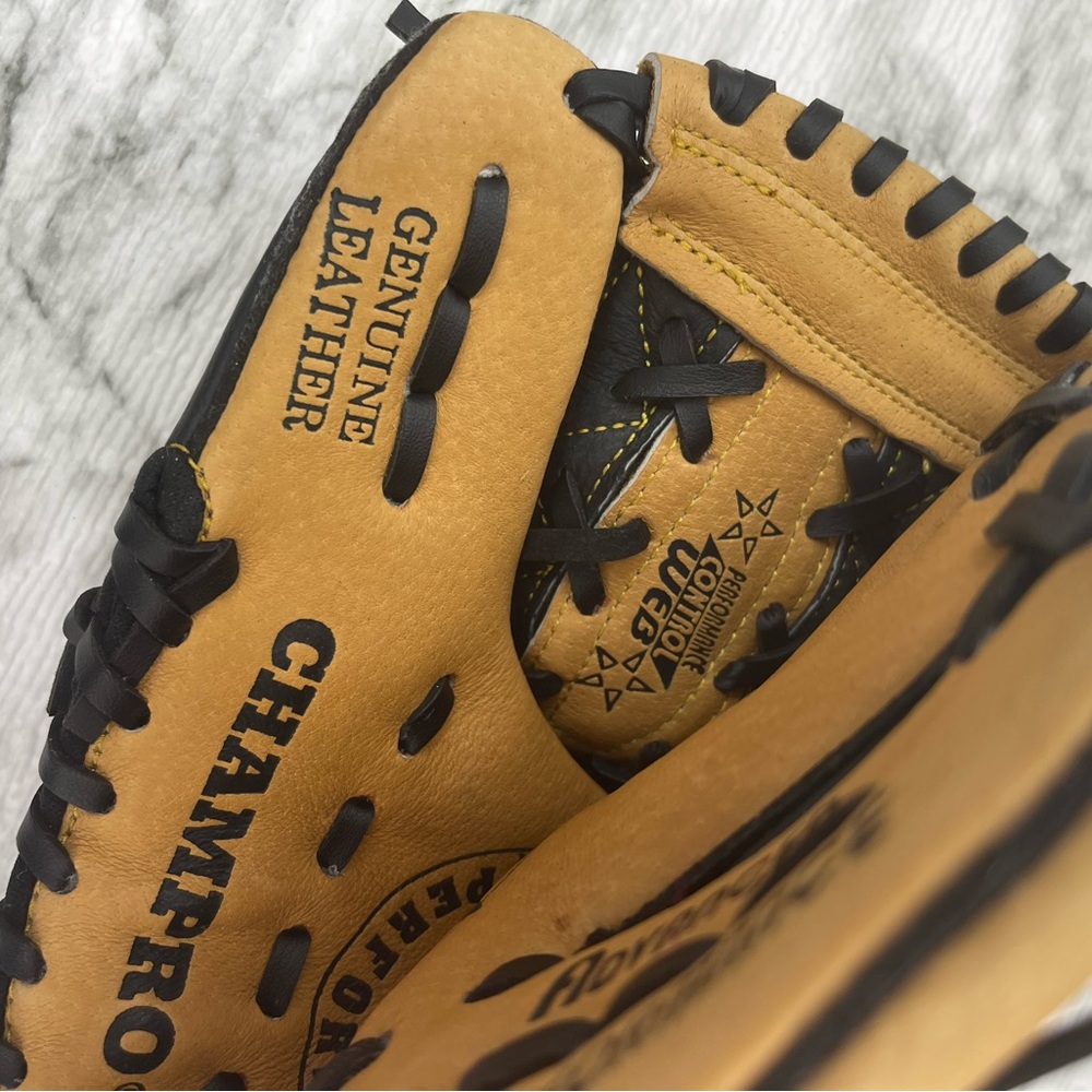 Champro Advanced Performance Leather Baseball Mitt - Picture 6 of 8